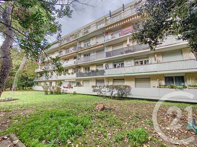 Appartement T3 à vendre - 3 pièces - 65,65 m2 - Marseille - 13013 - PROVENCE-ALPES-COTE-D-AZUR