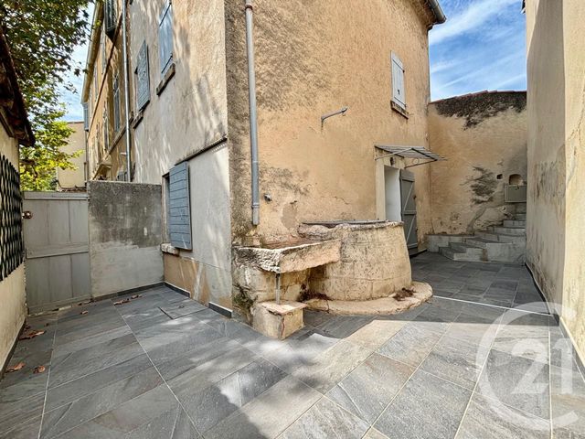 Maison à louer - 4 pièces - 70,61 m2 - Marseille - 13013 - PROVENCE-ALPES-COTE-D-AZUR